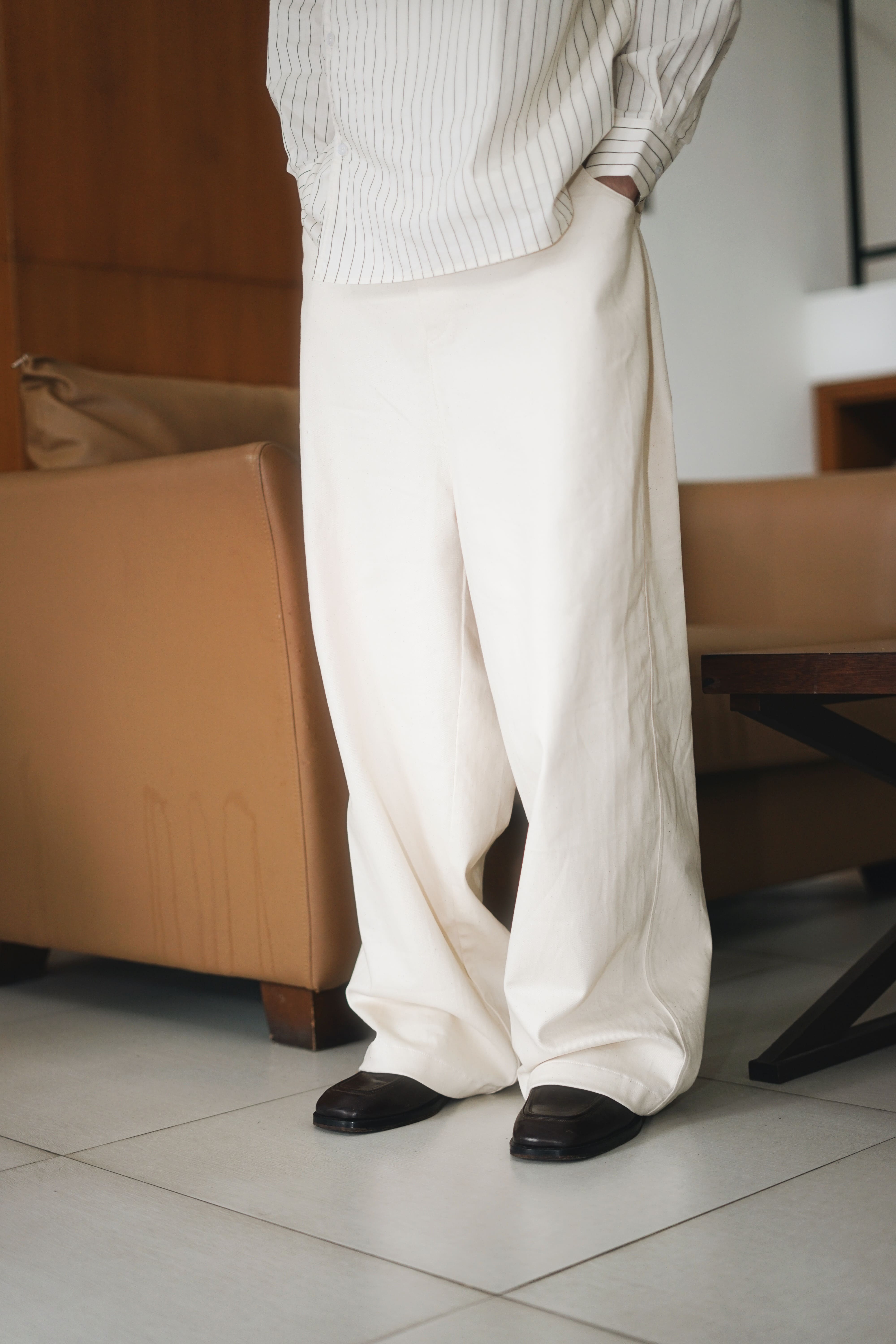 Pasus Pants - Model